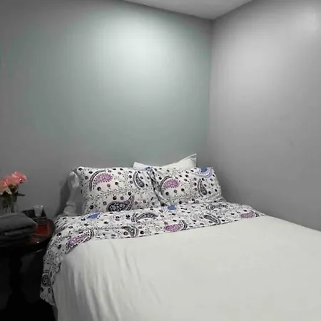 1 Short Stay Room